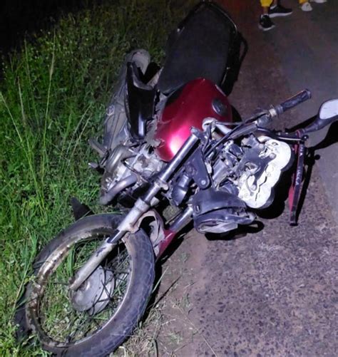 Acidente envolvendo três motocicletas deixa cinco pessoas feridas na