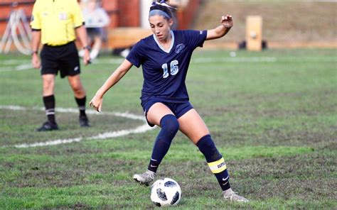 Andover Athletics | Girls’ Varsity Soccer