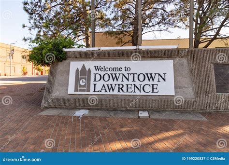 Welcome To Downtown Lawrence Sign in Lawrence, KS Editorial Photography ...