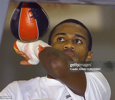 Felix Trinidad Photos Photos And Premium High Res Pictures Getty Images