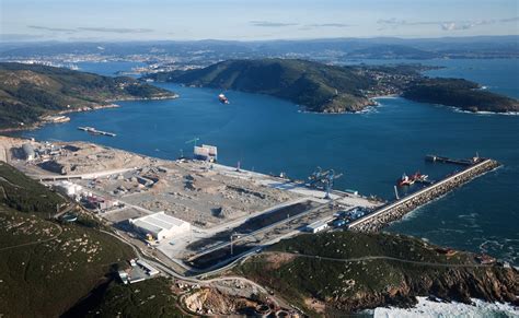 Grupo Pérez Torres Operador En El Puerto Exterior De Ferrol