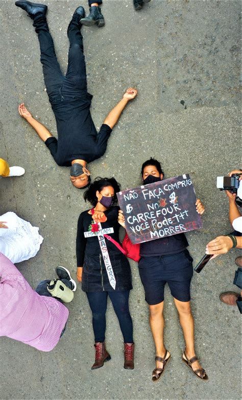 Ato em Brasília manifesta repúdio ao assassinato de homem negro no