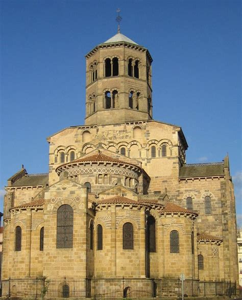 Eglise romane Église Monuments historiques