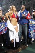 Maria Menounos Wears Giants Bikini On Set Of Extra 2 06 12 Magnificent Adds Page 3 Phun