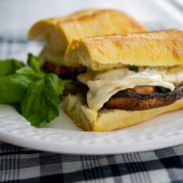 Portobello Mushroom Sandwiches Carrie S Experimental Kitchen