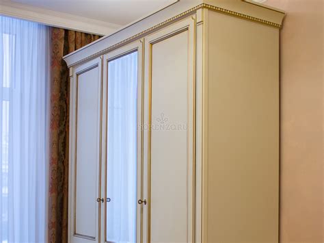 Корпусный классический шкаф в спальню «Беллуно» на заказ в Москве ...