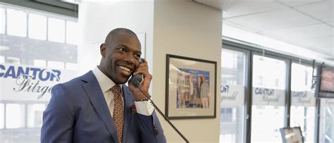 Terrell Owens Just Did Something Most College Athletes Can’t | The