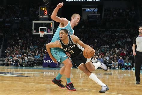 San Antonio Spurs Vs Charlotte Hornets 3 Matchups To Watch Sports