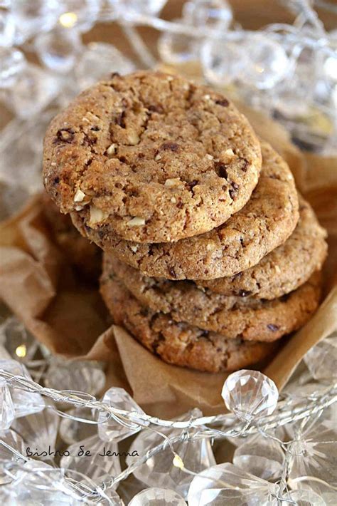 Cookies Chocolat Noir Et Les Clats D Amandes Sans Oeufs Bistro De