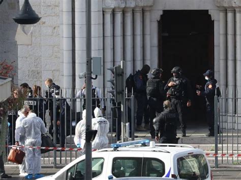 Terrore In Francia Attentato Nella Chiesa Di Notre Dame Di Nizza Tre