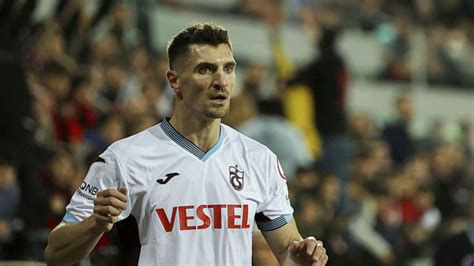 Trabzonsporlu Thomas Meunier Bel Ika Da A K Nl K Yaratt