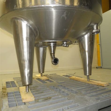 Used Litre Stainless Steel Mixing Vessel With Double Jacket