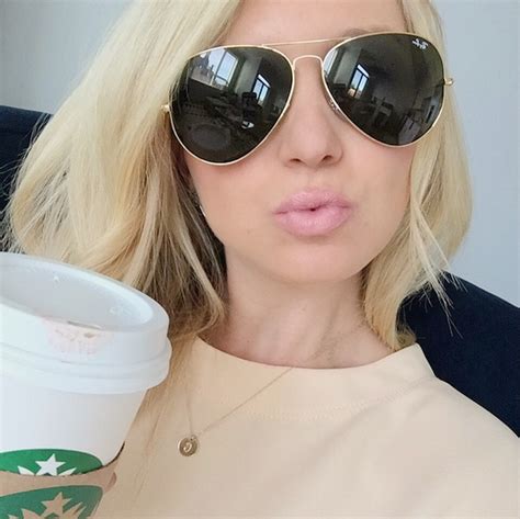 Our Favorite Nude Lipsticks Somewhere Lately