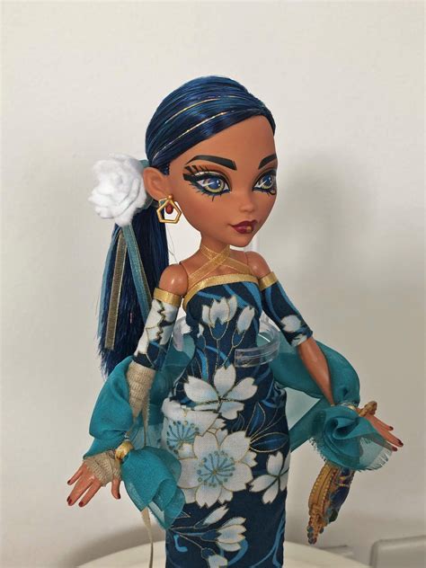 finally finished cleos outfit rmonsterhigh