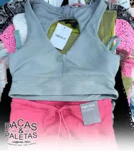 Contenedor De Piezas De Ropa Forever Pacas Y Paletas