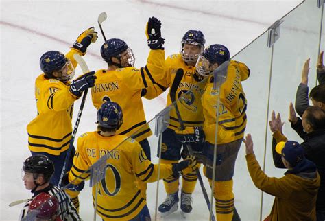 No 23 Quinnipiac Overpowers No 910 Harvard In Ecac Title Game