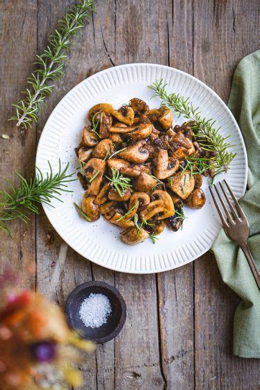 Champignons sautés au vinaigre balsamique Recette végétarienne Un