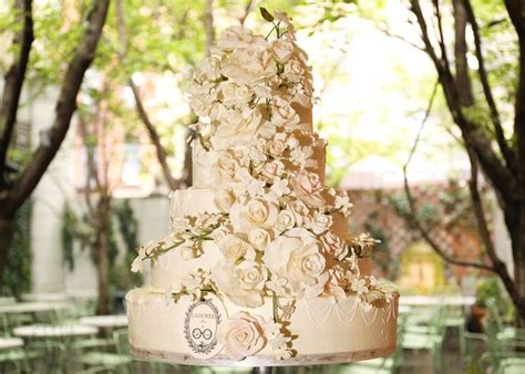 Official Maison Ladur E Us On Instagram The Wedding Cake Of Your