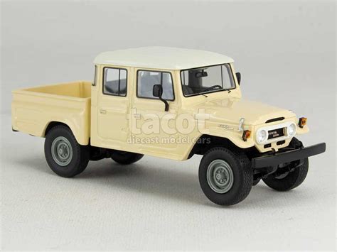 Toyota HJ45 Land Cruiser Crew Cab 1979 Matrix 1 43 Autos