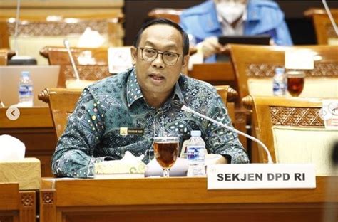 Resmi Dilantik Mendagri Ini Profil Singkat Pj Gubernur Riau Rahman