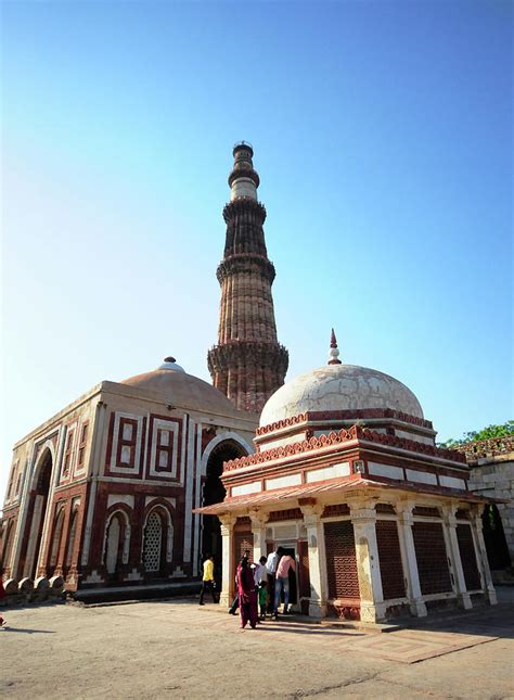 Qutub Minar With Quwwat Ul Islam By Mukul Banerjee Photography