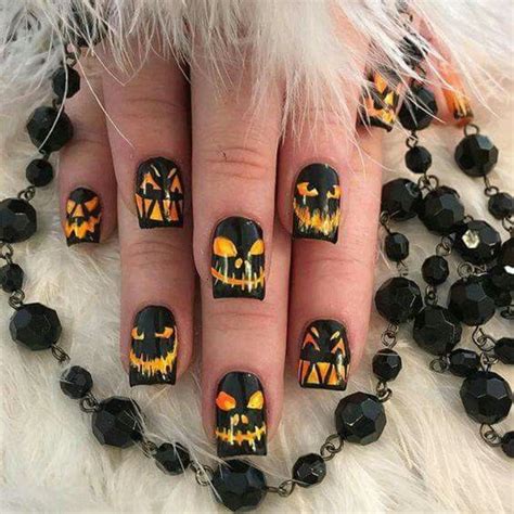 50 Frightfully Easy Diy Halloween Nail Art Ideas That Scream Spooky