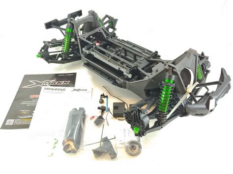 New Traxxas X Maxx 8s Monster Truck Roller Slider Chassis Belted 77096