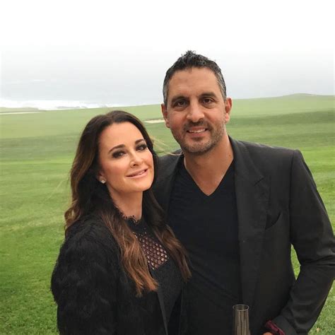 Rhobh Star Kyle Richards Confirms Separation From Mauricio