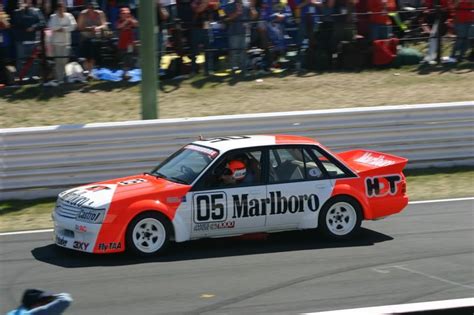 1984 Bathurst Winning Vk Commodore Bathurst Super Cars Race Cars