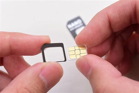 （nanosim→microsim）simカードのサイズを変更する方法