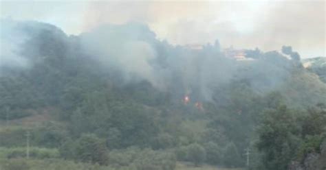 Fiamme Sulla Collina A Chieti