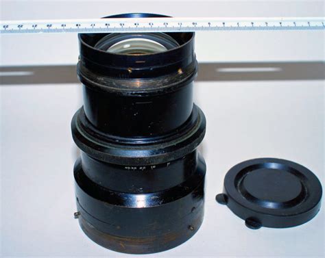 This Mysterious And Rare 400mm Military Lens Is Yours For 99995