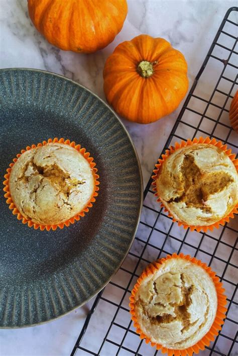 Pumpkin Muffins With Cream Cheese