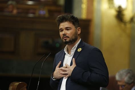 Rufián tacha de golpe de estado la inhabilitación de Torra y prisión