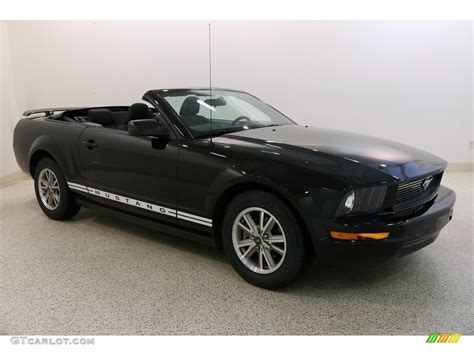 2005 Black Ford Mustang V6 Premium Convertible 133694064 Gtcarlot