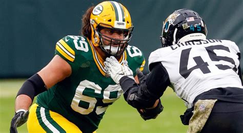 Packers Confirm Pro Bowl Tackle David Bakhtiari Has Season Ending Knee