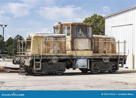 GE 45-ton Switcher 4-axle Diesel Locomotive Used for Maneuvering ...