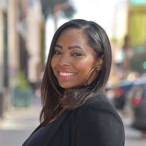 Ashley Kelly Headshot Ywca Metropolitan Phoenix