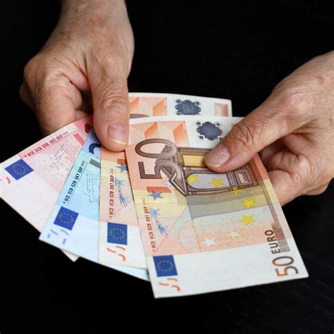 ¿cuánto Subirán Las Pensiones En 2023