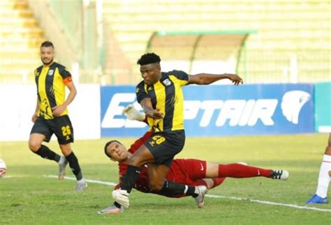 شكى نادي المقاولون العرب لاعبه جون أوكلي إلى الاتحاد الدولي لكرة القدم