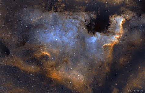 NGC 7000 in Hubble Palette : r/astrophotography