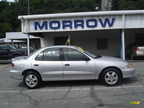 2001 Ultra Silver Metallic Chevrolet Cavalier LS Sedan 13075556 Photo