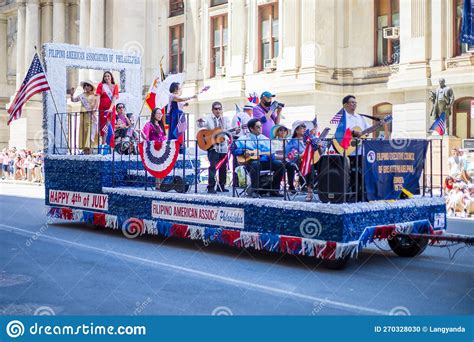 Salute To America Independence Day Parade. Editorial Image - Image of demonstration, people ...