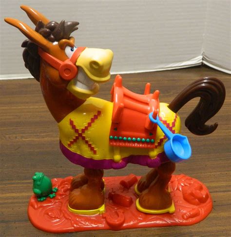 Buckaroo! Board Game Review and Rules | Geeky Hobbies