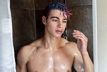 Nick Champa New Nude And Sexy Selfies With Multi Colored Hair Gay