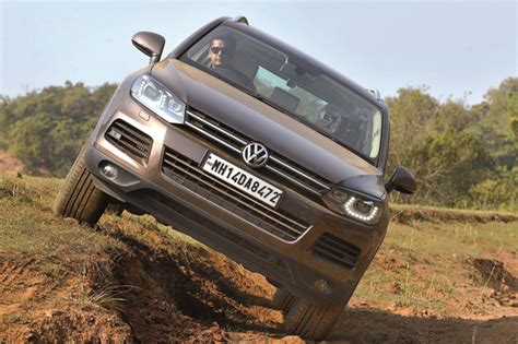 Volkswagen Touareg off-road review | Autocar India