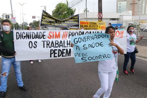 Profissionais Da Sa De Bloqueiam Avenida Em Protesto Em Manaus