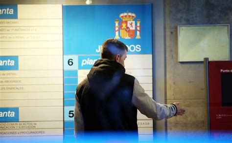 Suspendido El Juicio Por Agresiones Al árbitro En Un Partido De Juveniles En Oviedo El Comercio