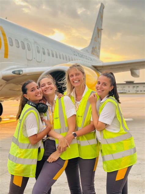 Flybondi On Twitter El Lunes Feriado Es Todo Lo Que Esta Bien Bondi