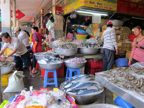 6 Most Popular Traditional Markets In Phnom Penh Cambodia